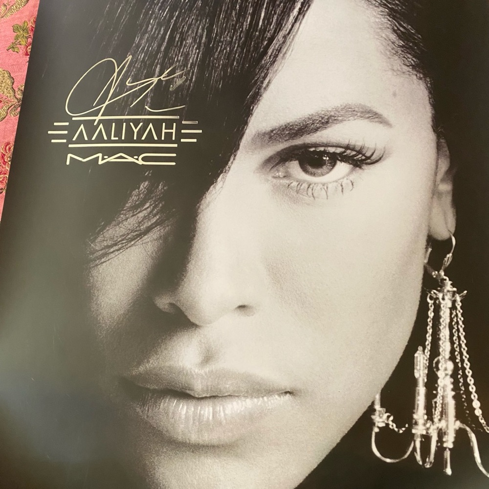 Very Rare - MAC Aaliyah limited edition poster